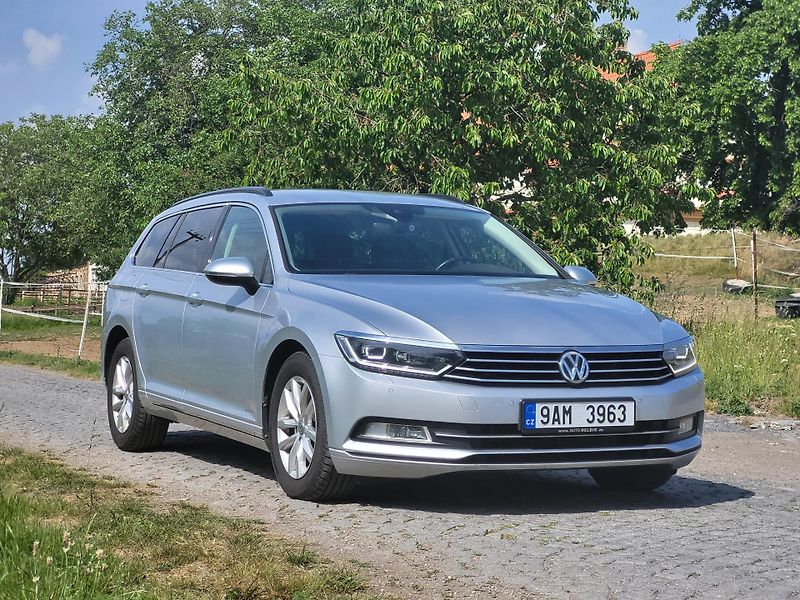 Volkswagen Passat Variant (2018) 2.0 /110kW - fotka 2 z 17