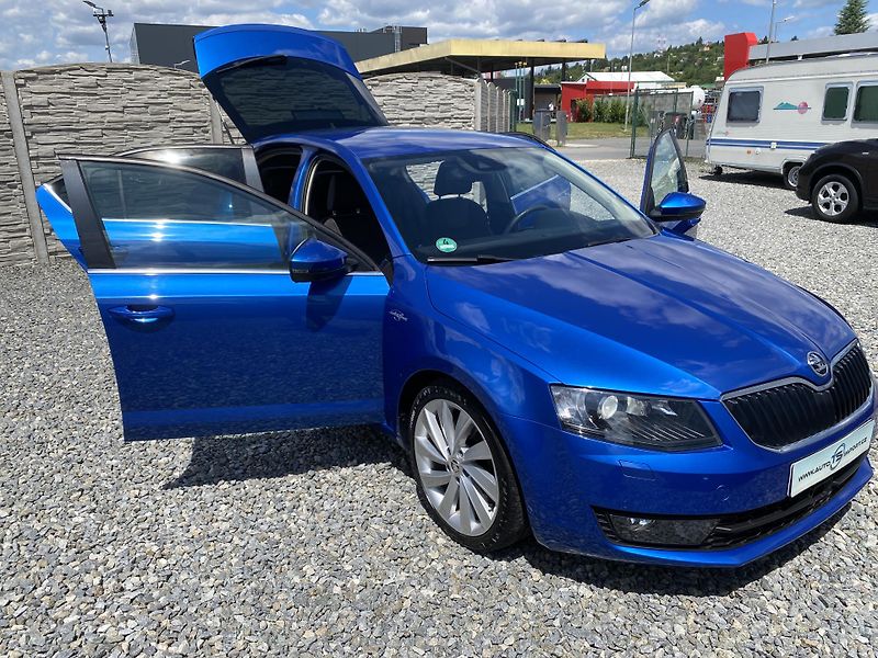 Škoda Octavia 2.0TDi L+K CZ WEBASTO 4x4 - fotka 140 z 165