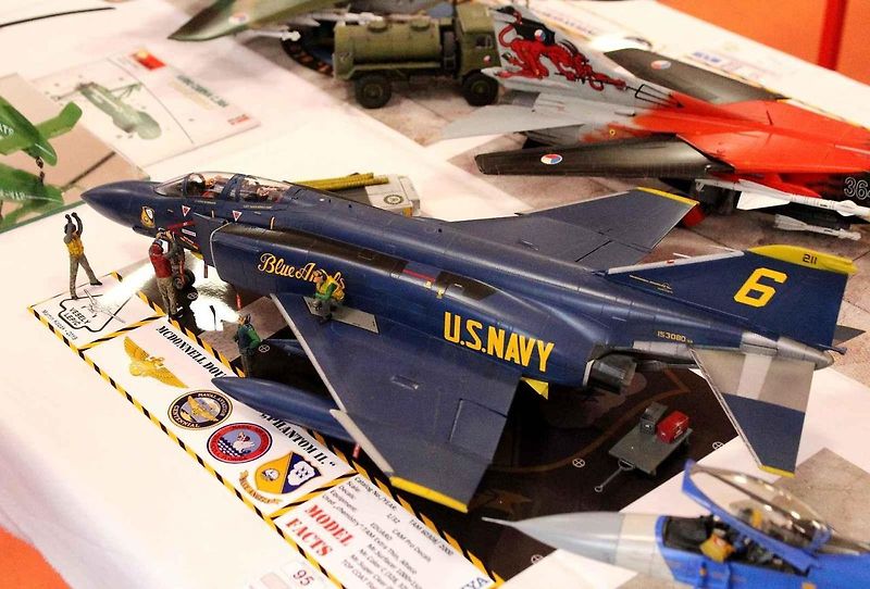 Vítězný model kategorie závodních vozů seniorů, Bugatti Type 35B Přemysla Bartoše. Se skutečným vozem si Eliška Junková dojela pro 5. místo při závodě Targa Florio 1928.