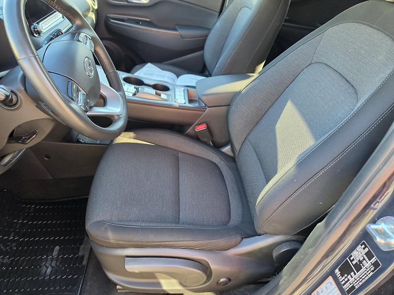 Hyundai Kona KREll 100KW  Kei Záruka Kamera - fotka 29 z 42