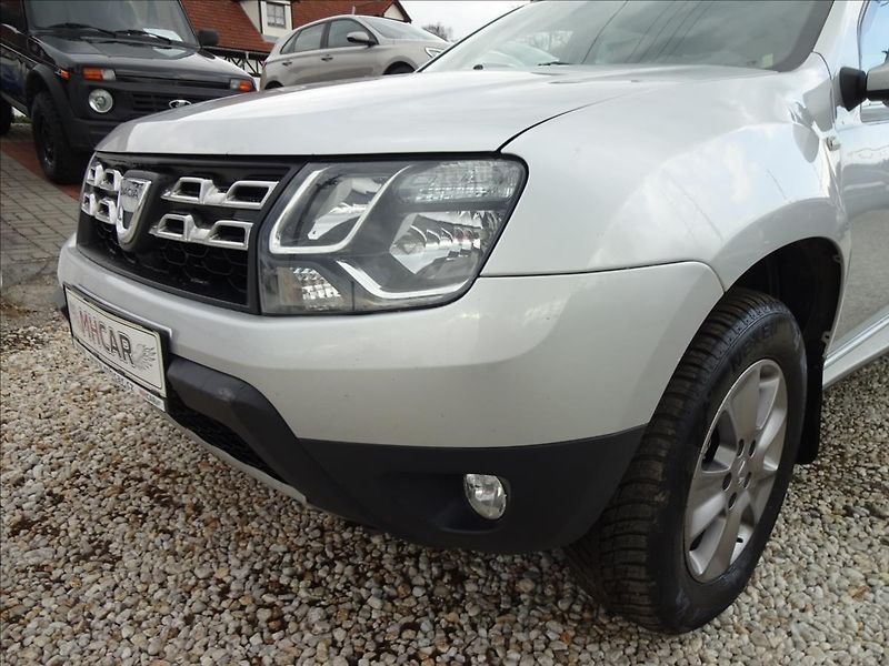 Dacia Duster 1,5 DCi 80kW 4X4 - fotka 12 z 45