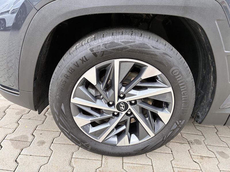 Hyundai Tucson 1.6T-GDi 110kW REZERVACE - fotka 30 z 36