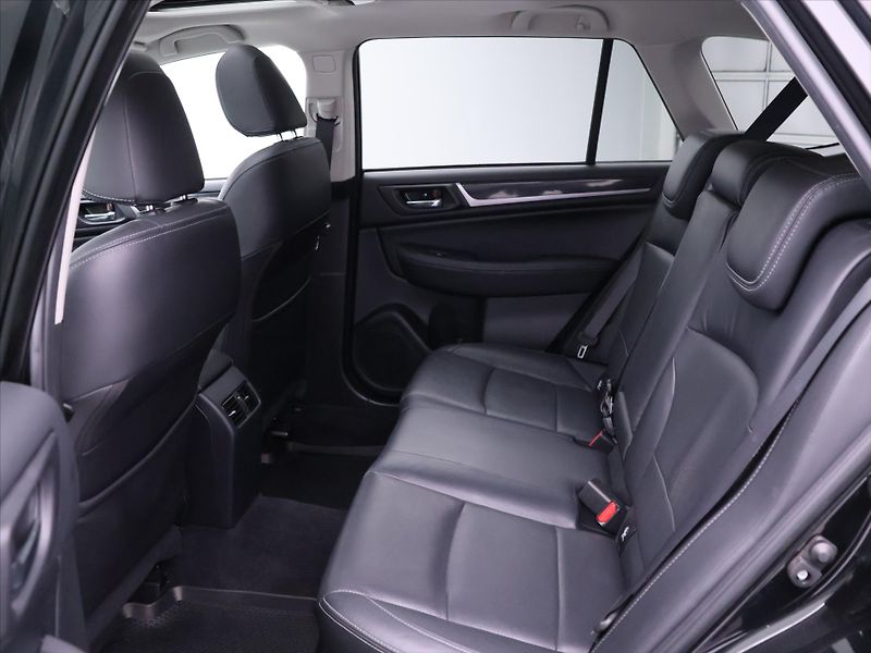 Subaru Outback 2,5 i 129kW Aut. AWD Kůže CZ - fotka 14 z 33