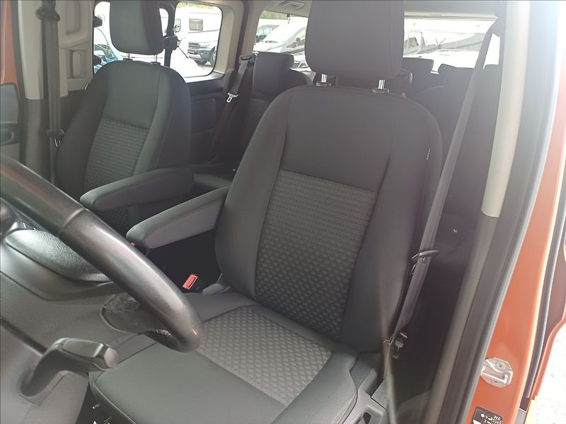 Ford Tourneo Custom 2,0 Titanium,1maj,po servisu - fotka 11 z 27