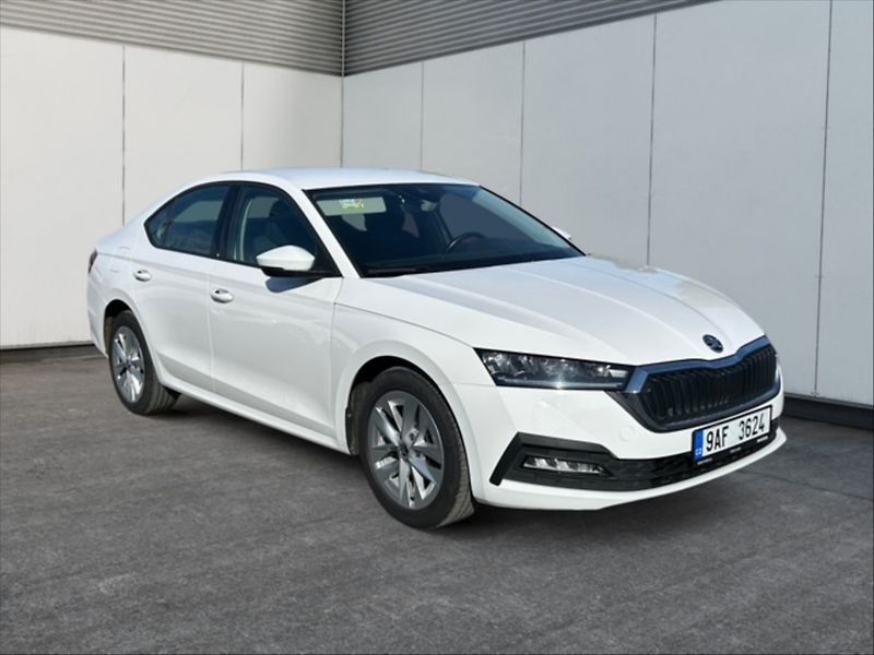 Škoda Octavia 1,5 TSI 110 Ambition - fotka 1 z 11