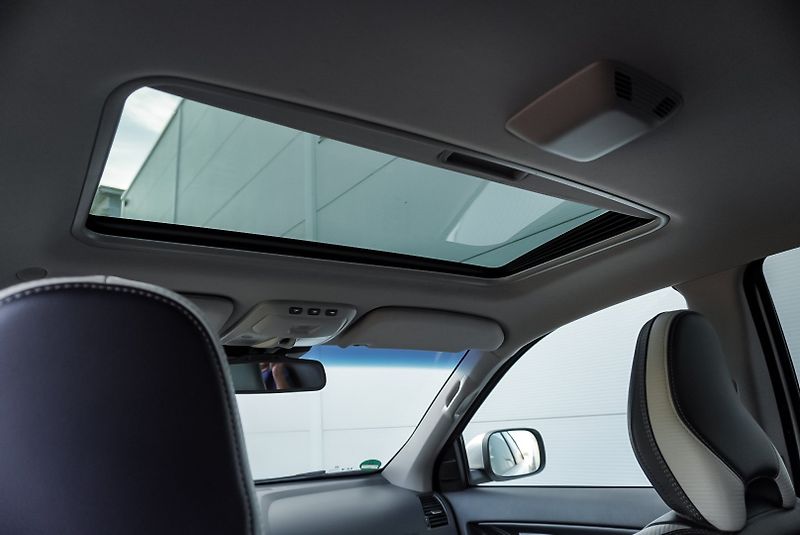 Volvo XC90 D5 AWD POLESTAR - fotka 22 z 30