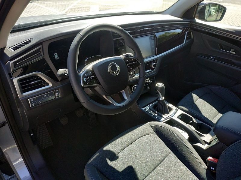 KGM Korando 1.5T, SMART,2WD, MT, SKLADEM - fotka 12 z 34