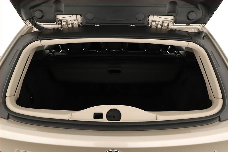 BMW Řada 3 (2014) 320 d xDrive, 4X4, Automat - fotka 18 z 20