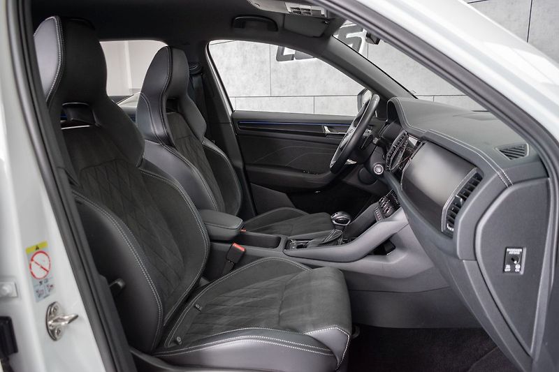 Škoda Kodiaq 2.0 TDI SPORTLINE*TAŽNÉ*ČR 1.M - fotka 11 z 49