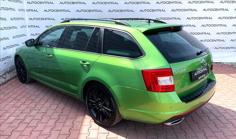 Škoda Octavia 2,0 TDI RS135kw Challenge - fotka 6 z 23