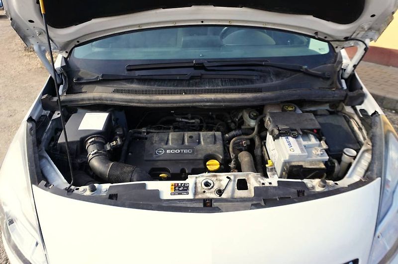 Opel Meriva (2016) ENJOY 1.4T 88 kW - fotka 38 z 39