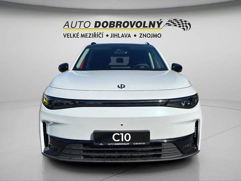 Leapmotor C10 (2025) Design 81,9 kWh/178244 - fotka 2 z 34