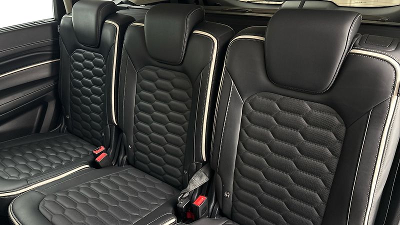 Ford S-MAX 2.5 Duratec Hybrid AUT Vignale - fotka 16 z 29