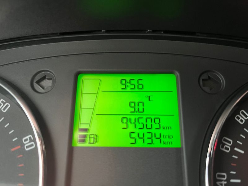 Škoda Fabia (2011) 1.2 TSi Monte Carlo Top Stav - fotka 17 z 26