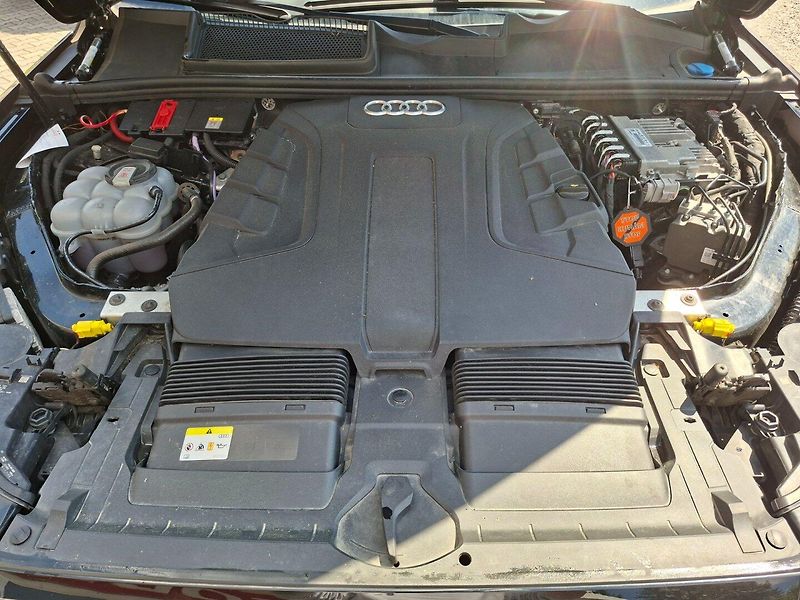 Audi Q7 (2022) 50TDI 210kW S-LINE -1.MAJ.-DPH - fotka 34 z 37