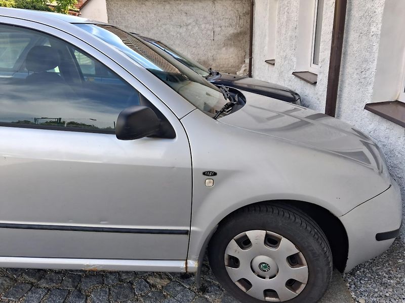 Škoda Fabia (2000) STK 5/28,jasný původ,k opravě - fotka 8 z 19