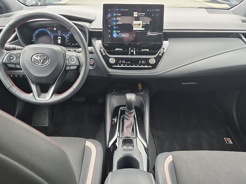 Toyota Corolla GR SPORT Dynamic 2.0 hybrid - fotka 12 z 25