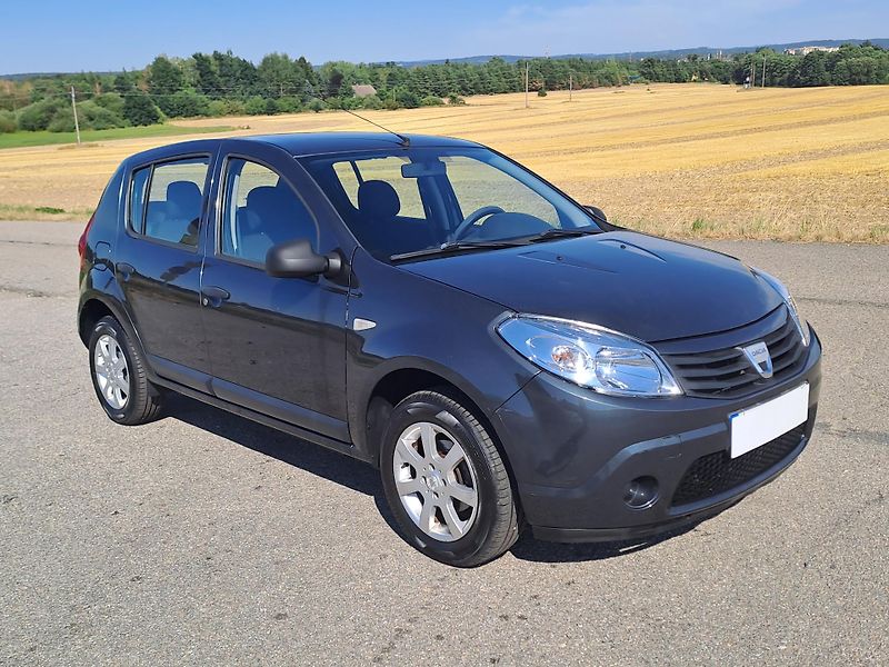 Dacia Sandero (2010) 1.4 2xKOLA, PĚKNÝ STAV - fotka 3 z 25