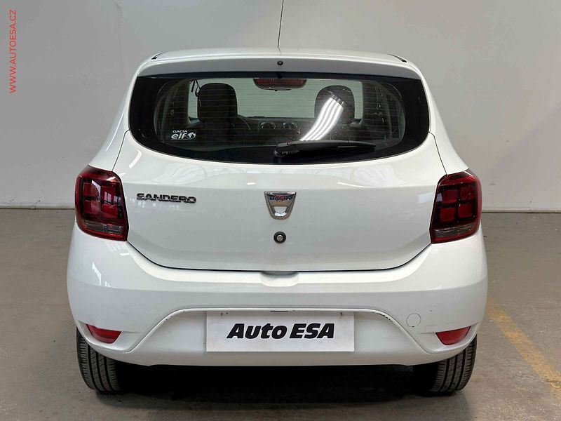 Dacia Sandero (2018) 0.9 TCe, servis.kniha, AC - fotka 5 z 14