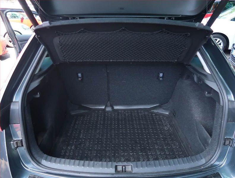 Škoda Scala (2020) Style Plus 1.5 TSI, ČR,1.maj - fotka 13 z 18