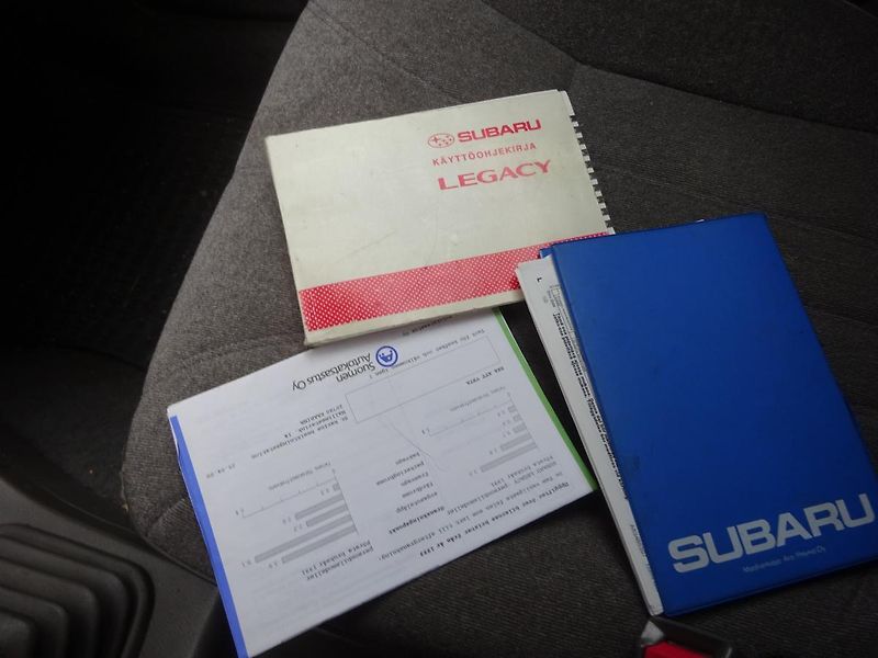 Subaru Legacy (1991) 1,8  - fotka 7 z 15