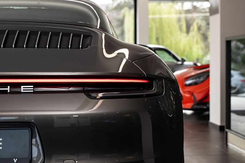 Porsche 911 (992) Targa 4 /Heritage Design - fotka 21 z 22