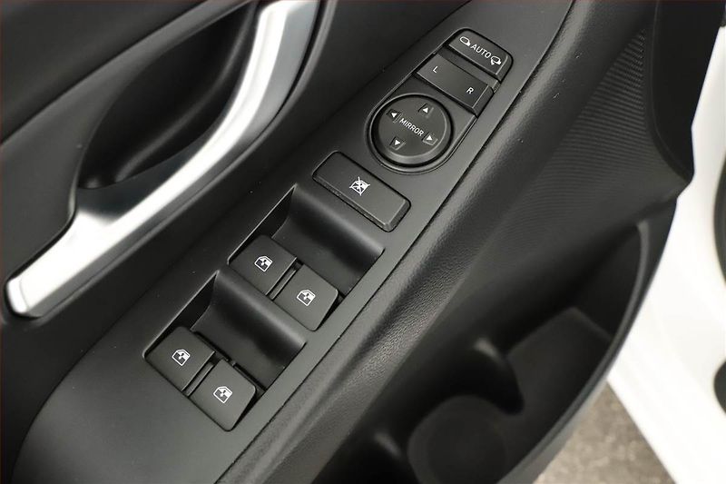 Hyundai i30 (2023) Smart 1.5 T-GDI, ČR,1.maj - fotka 9 z 20
