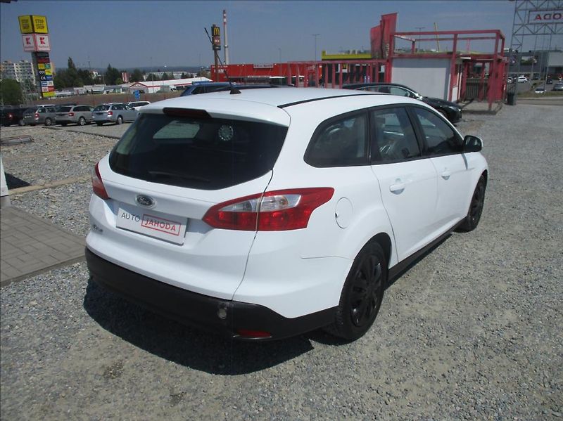 Ford Focus 1,6 TDCi, klima,serv.kniha,CZ, - fotka 8 z 29