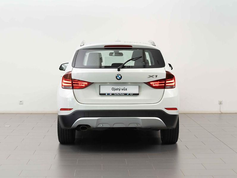 BMW X1 xDrive20d - fotka 4 z 22