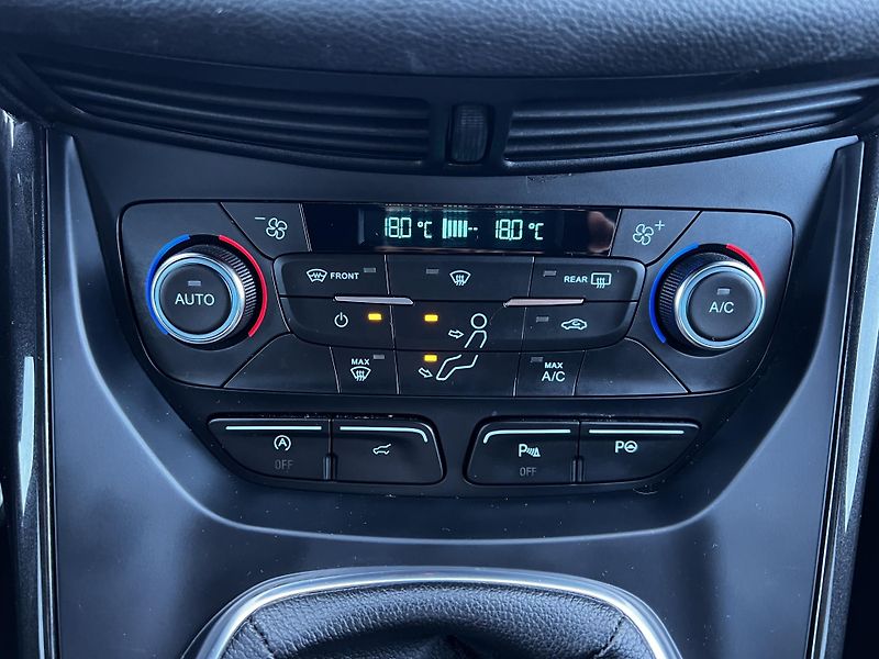 Ford Kuga 1.5 EcoBoost ST Line TZ - fotka 13 z 24