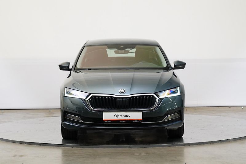 Škoda Octavia - fotka 4 z 26