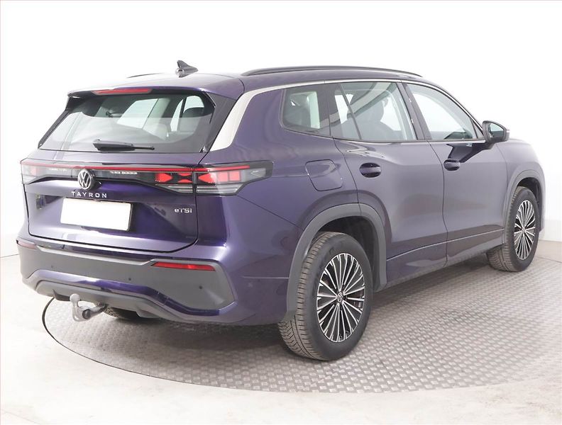 Volkswagen Tayron (2025) 1.5 eTSI - fotka 5 z 19