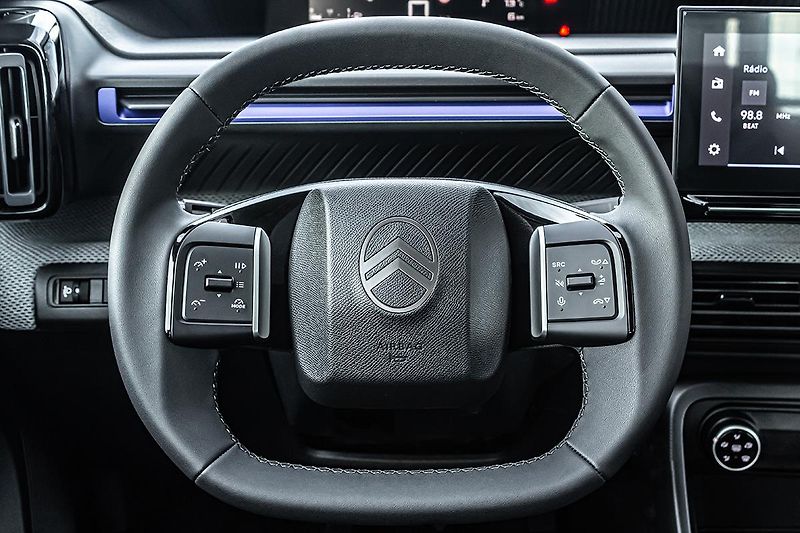 Citroën C3 (2026) 1,2 PLUS Turbo 100k Manual - fotka 13 z 17
