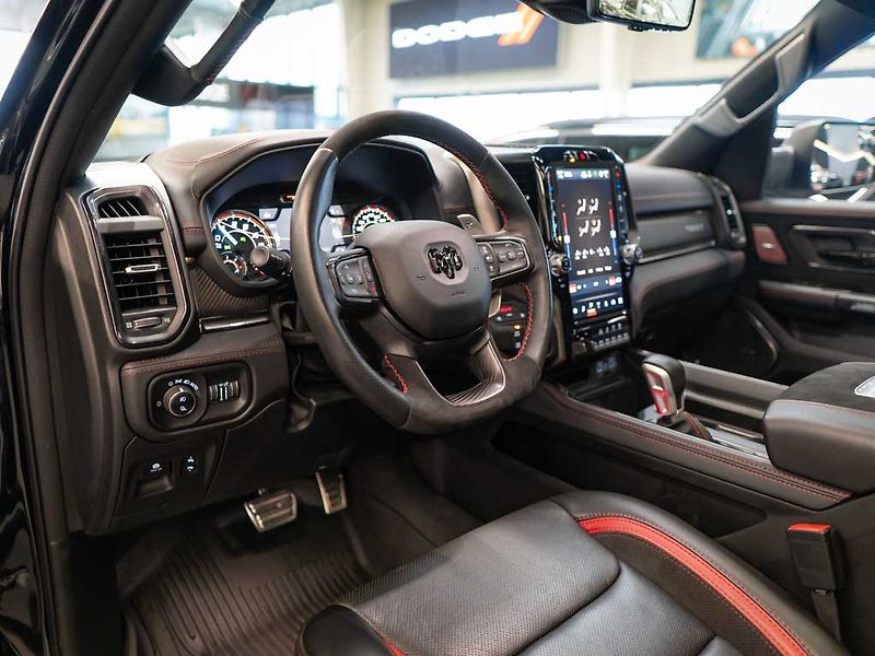 Dodge RAM (2022) 6.2 TRX Harman Kardon, Head Up - fotka 10 z 38