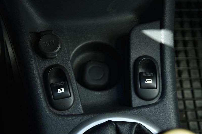 Citroën C3 1.4i KLIMA 1.MAJ. ČR - fotka 16 z 17