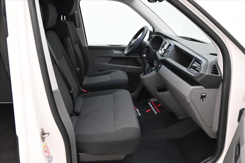 Volkswagen Transporter 2,0 TDI 81kW KLIMATempomat Zár - fotka 14 z 28