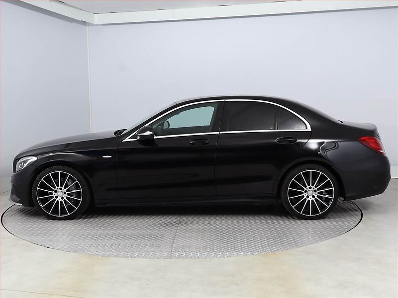 Mercedes-Benz Třídy C (2015) AMG Style C 300 h, Automat - fotka 3 z 20