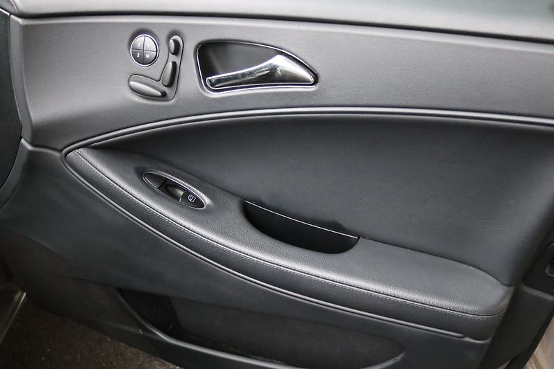 Mercedes-Benz CLS CLS 350 200kW - fotka 49 z 50