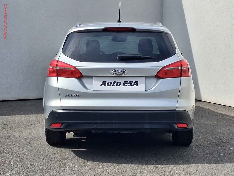 Ford Focus (2016) 1.5TDCI, ČR, servis.kniha, AC - fotka 5 z 18
