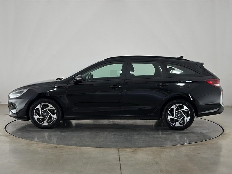 Hyundai i30 Smart DCT - fotka 3 z 26