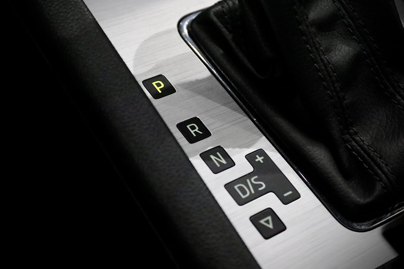 Škoda Octavia 3 FL Combi 1.4 TSI 110 kW DSG - fotka 25 z 34