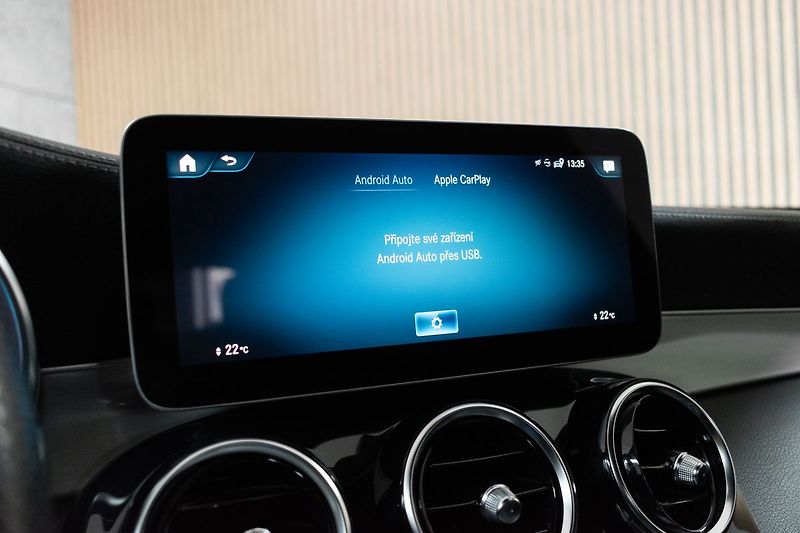 Mercedes-Benz GLC 220d AMG*4MATIC*AIRMATIC*DPH* - fotka 28 z 43