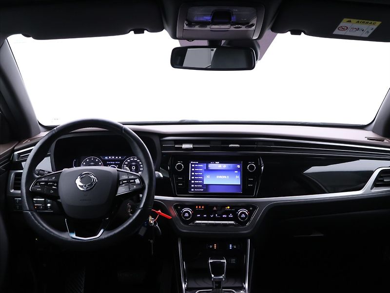 SsangYong Korando 1,5 Turbo e-XGI 120kW Aut. - fotka 31 z 39