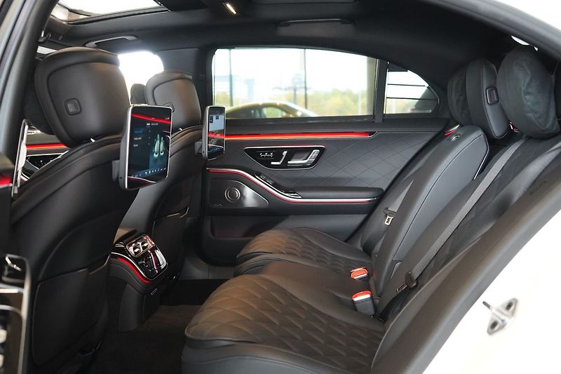 Mercedes-Benz Třídy S 400d 4MATIC L, AMG, Panorama - fotka 44 z 50
