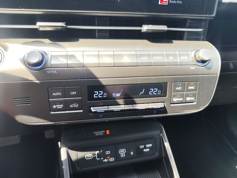 Hyundai Kona 1.6 T-GDi/HEV Smart Tech DCT - fotka 22 z 32