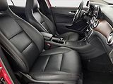 Mercedes-Benz GLA (2014) 220 CDI 4MATIC, 4X4 - náhled 9