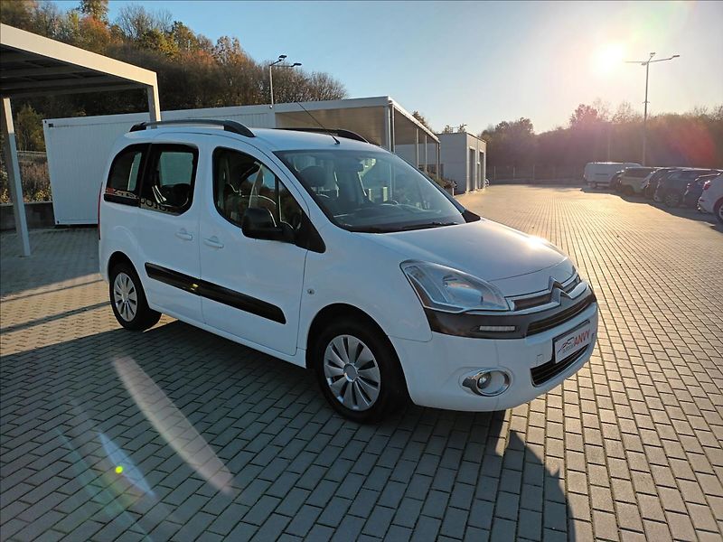 Citroën Berlingo 1,6 HDI,68KW,ČR,1MAJ,KLIMA - fotka 3 z 31