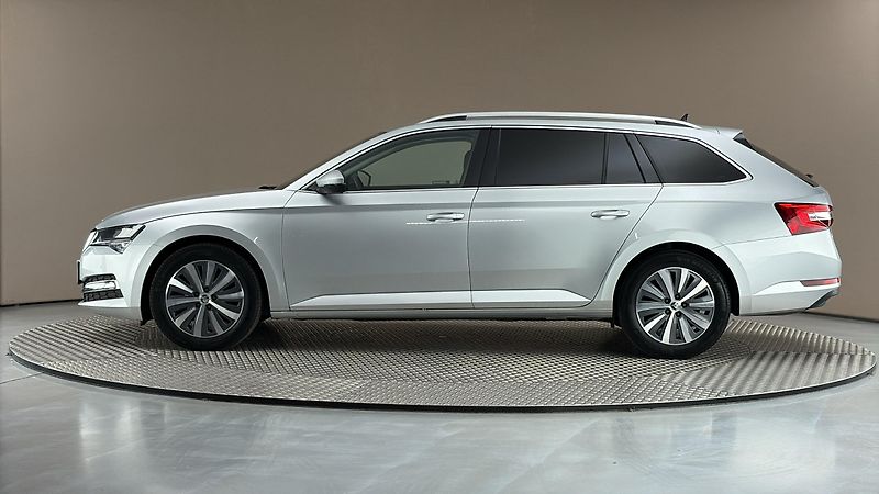 Škoda Superb 2.0 TDI DSG Style Combi - fotka 4 z 27
