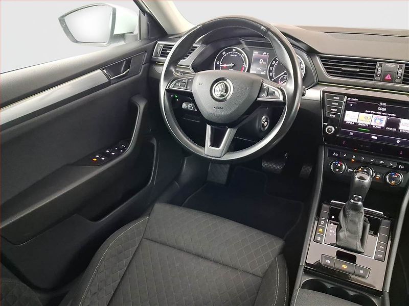 Škoda Superb (2017) Style 2.0 TDI, Automat - fotka 7 z 20