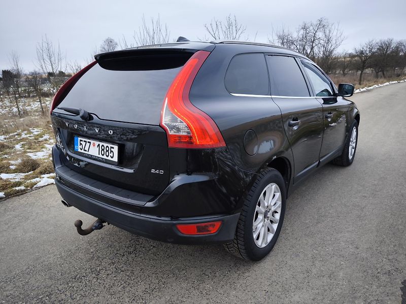Volvo XC60 2,4 D 129kW 1 MAJITELKA - fotka 5 z 41